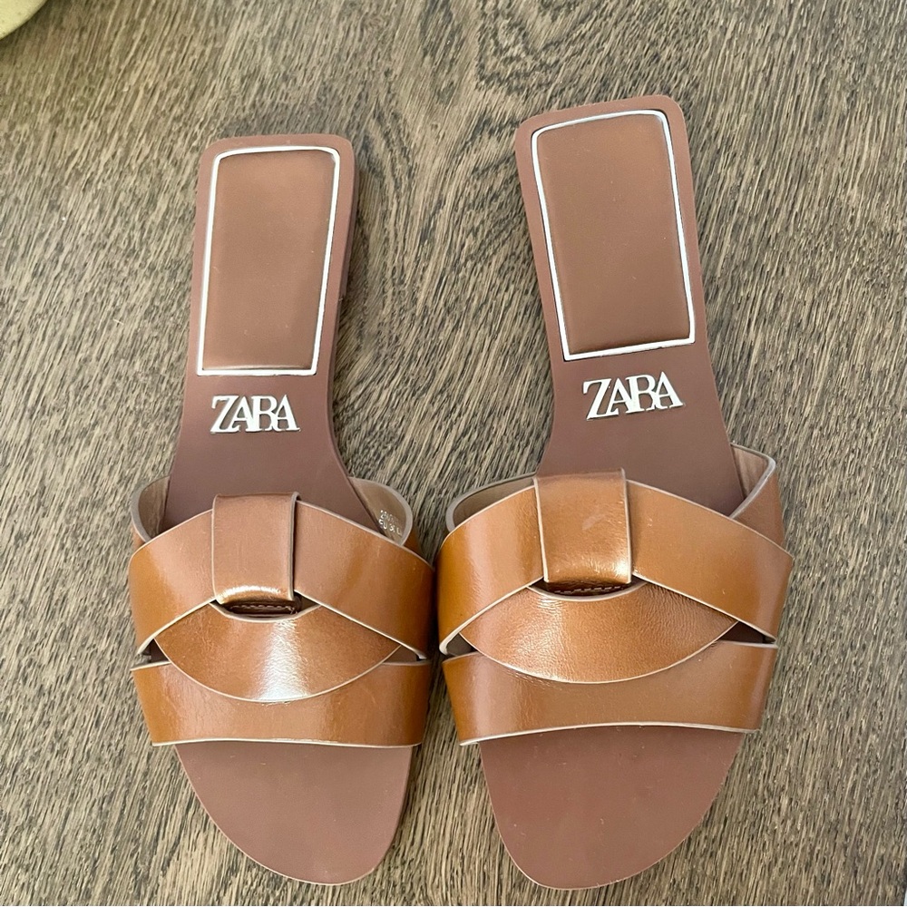 Zara Women's Brown Leather Slide Sandals